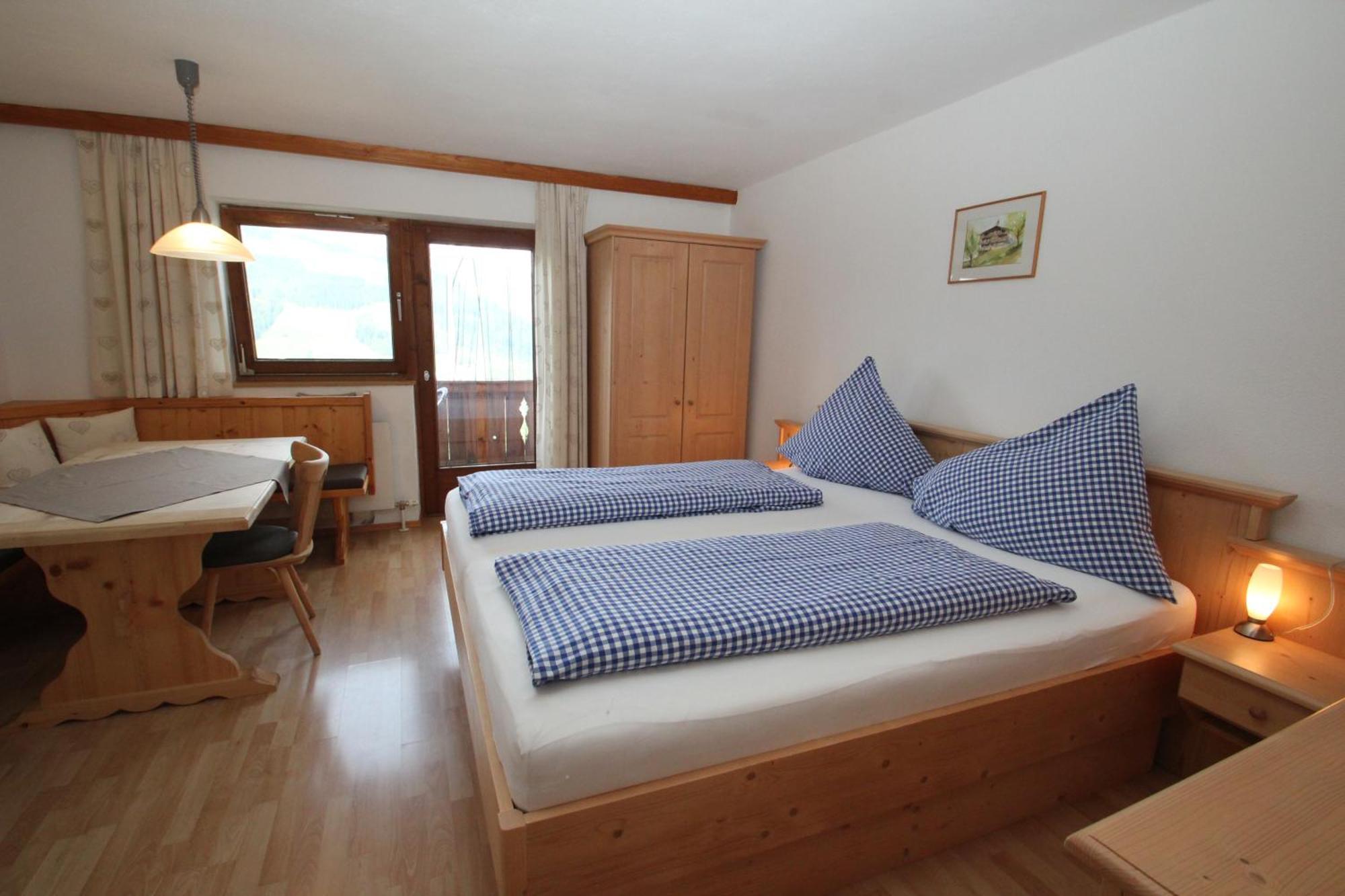 Ferienwohnung Siedlerhof Hopfgarten im Brixental Zimmer foto